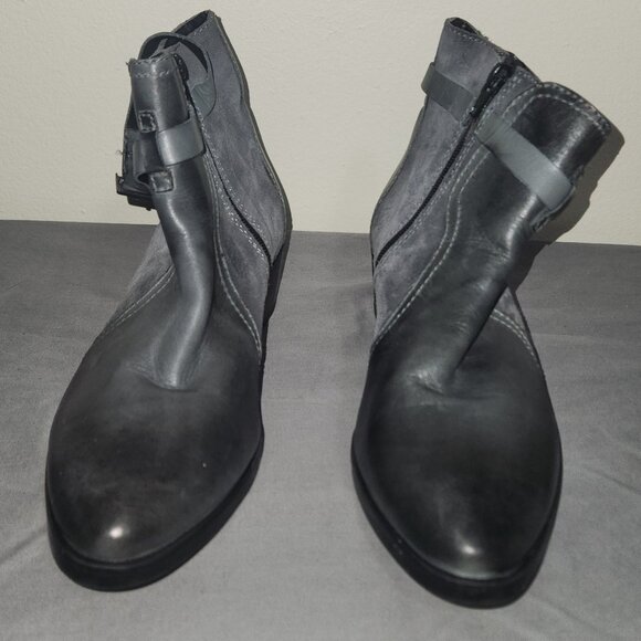 Grey Leather/Suede Pointed Toe Ankle Boots By Catherine Malandrino - Picture 1 of 8